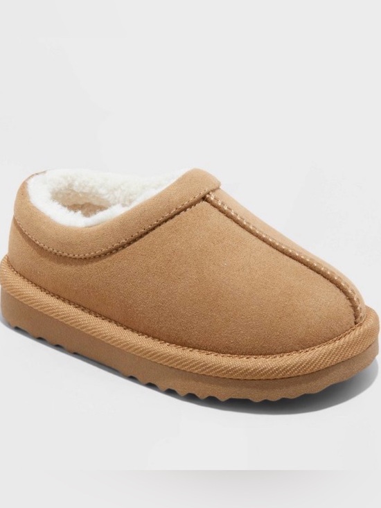 Cat & Jack Other - NWT Toddler Jude Clog Slippers - Cat & Jack™ Chestnut Brown